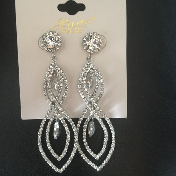 Badgley Mischka Jewelry - Badgley Mischka Elegant long Pave Crystal earrings